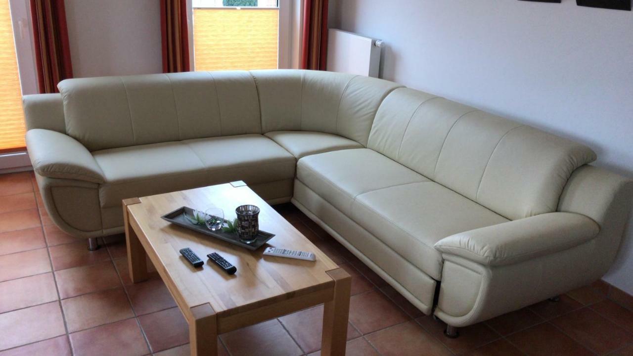 Ferienwohnung Sandstrand Глове Екстер'єр фото